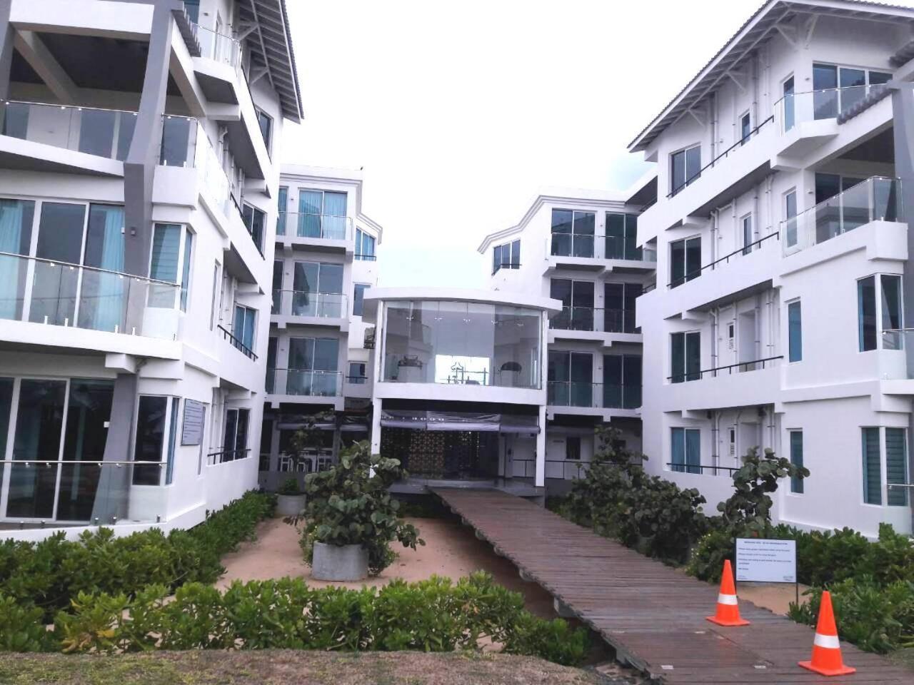 LLH 1G2 Nilaveli Ocean Front Condos Exterior foto